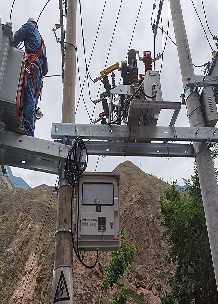 甘肅甘南藏族自治區(qū)卓尼縣10KV用戶預(yù)付費(fèi)計(jì)量成套設(shè)備調(diào)試